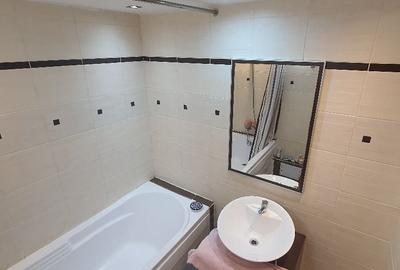 Apartament cu 4 camere decomandat în Drumul Taberei - 2