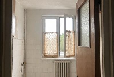 Apartament cu 3 camere semidecomandat în Drumul Taberei - 3