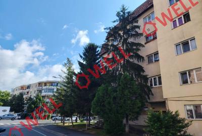 Apartament cu 3 camere în Exterior Est