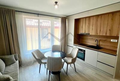 Apartament cu 2 camere semidecomandat în Lunca Cetățuii