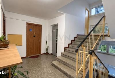Apartament cu 3 camere decomandat în Pantelimon