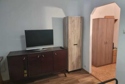 Garsonieră decomandată în Rahova