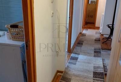 Apartament cu 4 camere decomandat în Girocului