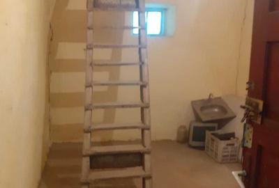 Casă cu 4 camere în Duboz - 16