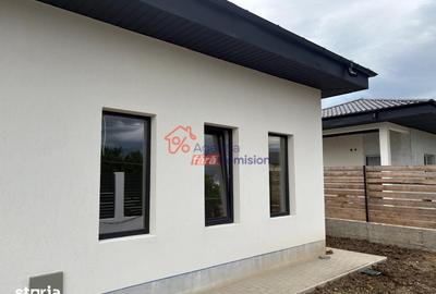 Casă cu 3 camere cu Teren 400 Mp în Miroslava