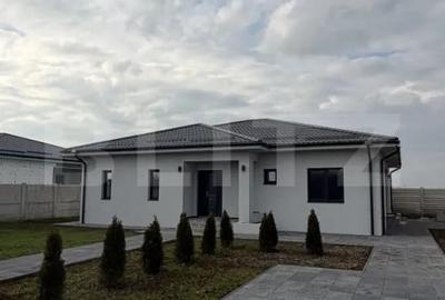 Casă cu 4 camere cu Teren 600 Mp în Pielești - 11