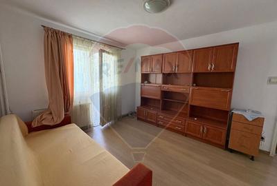 Apartament cu 2 camere semidecomandat în Central - 1