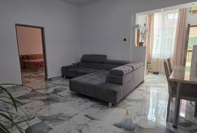 Casă cu 3 camere cu Teren 141 Mp în Central