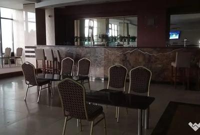 Spațiu comercial, de 9,000 mp, în Tâncăbești - 3