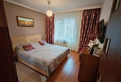 Apartament cu 3 camere semidecomandat în Florești - 3