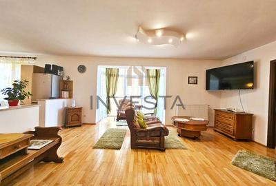 Apartament cu 10 camere semidecomandat, mobilat în Borhanci