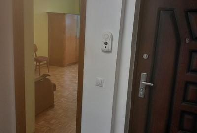 Apartament cu 2 camere decomandat în Exterior Vest