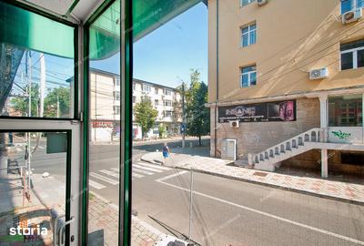 Spațiu comercial, de 52 mp, în Port