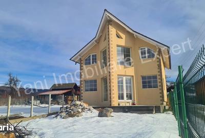 Casă cu 4 camere cu Teren 407 Mp în Țițești - 18
