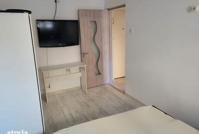 Apartament cu 3 camere semidecomandat în Tomis III - 2