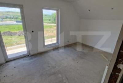 Casă cu 4 camere cu Teren 5600 Mp în Central - 10
