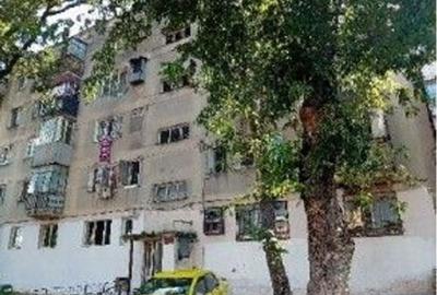 Apartament cu 3 camere semidecomandat în Central - 2