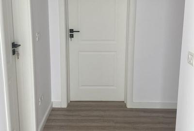 Casă cu 4 camere cu Teren 340 Mp în Malu Mare