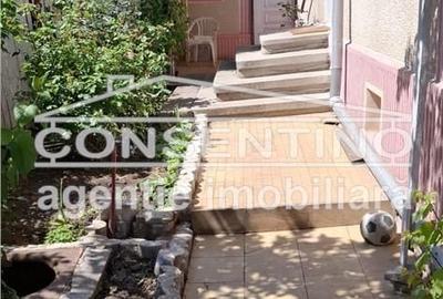 Casă cu 2 camere cu Teren 154 Mp în 23 August - 8