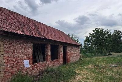 Casă cu 3 camere cu Teren 80 Mp în Diosig - 3