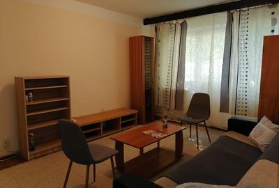 Apartament cu 2 camere, mobilat în Take Ionescu