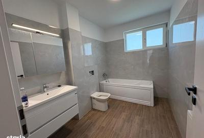 Casă cu 4 camere în Vidra