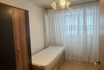 Apartament cu 3 camere semidecomandat, mobilat în Alexandru Obregia - 1