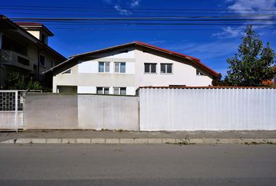Casă individuală cu 6 camere cu Teren 586 Mp în Mogoșoaia - 1