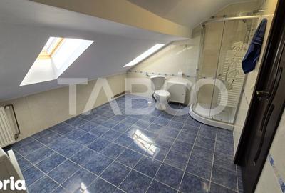 Apartament cu 3 camere decomandat, mobilat în Ștrand - 1