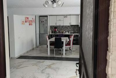 Casă cu 2 camere cu Teren 627 Mp în Topliceni - 10