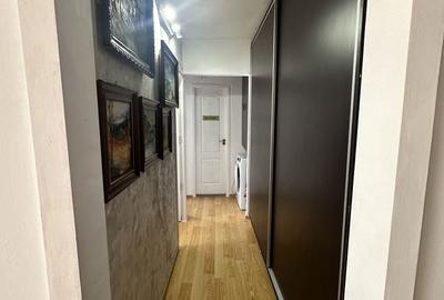 Apartament cu 3 camere semidecomandat în Rovine - 1