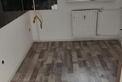 Apartament cu 3 camere decomandat în Păcii - 17