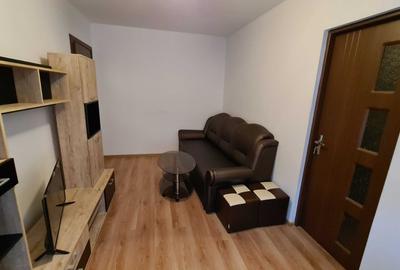 Apartament cu 2 camere semidecomandat în Exterior Vest