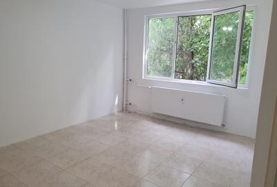 Apartament cu 2 camere decomandat în Drumul Taberei - 5