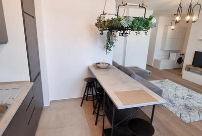 Apartament cu 2 camere semidecomandat în Take Ionescu