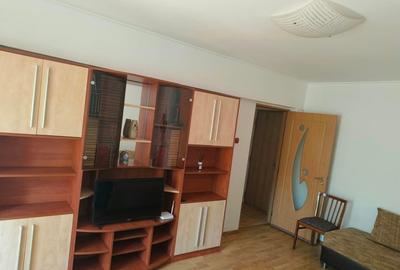 Apartament cu 2 camere decomandat, mobilat în Tomis III