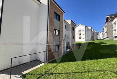 Apartament cu 3 camere decomandat în Exterior Vest