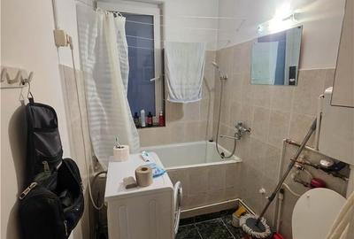 Apartament cu 3 camere decomandat în Cornișa - 3
