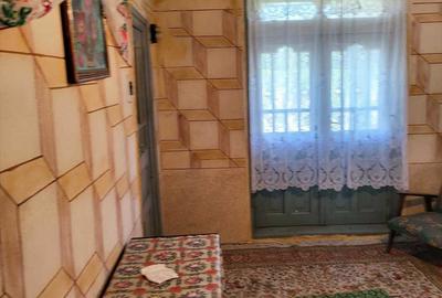Casă cu 4 camere în Rădoiești - 8