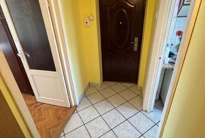 Apartament cu 3 camere decomandat în Carpați 2 - 5