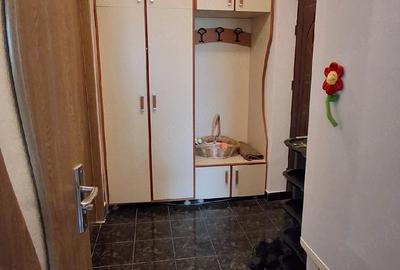 Apartament cu 2 camere decomandat în Măgureni