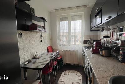Apartament cu 3 camere, mobilat în Colentina - 1