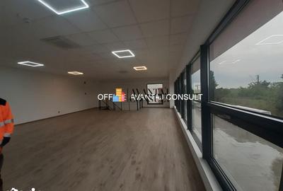 Spațiu comercial, de 1,393 mp, în Central - 3