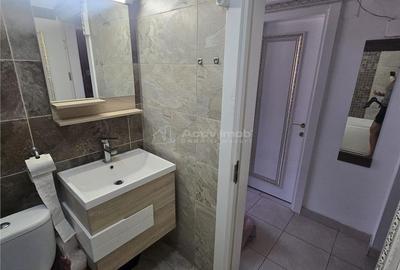 Apartament cu 2 camere în Tei