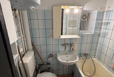 Apartament cu 2 camere decomandat în Ferentari