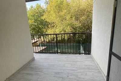 Casă cu 4 camere în Central