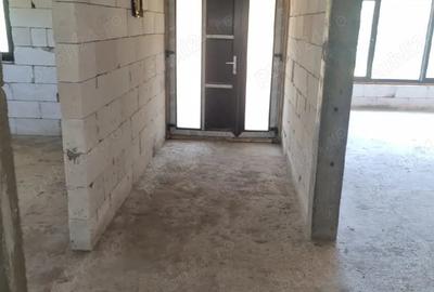 Casă cu Teren 1233 Mp în Odaia Manolache - 7
