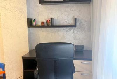 Apartament cu 2 camere decomandat în - 8