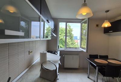 Apartament cu 3 camere decomandat, mobilat în Drumul Taberei - 3