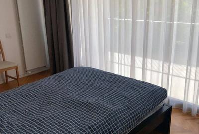 Apartament cu 3 camere în Victoriei